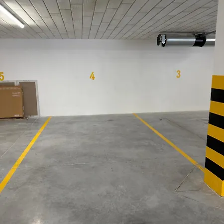 Klifowa Premium 레왈